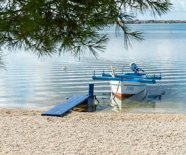 Dea - Luxus In Kroatien Mit Beheizten Pool Vrsi-mulo Bei Zadar *