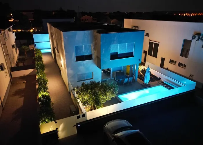Dea - Luxus In Kroatien Mit Beheizten Pool Vrsi-mulo Bei Zadar فيلة *