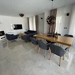 Dea - Luxus In Kroatien Mit Beheizten Pool Vrsi-mulo Bei Zadar Villa