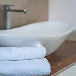 Dea - Luxus In Kroatien Mit Beheizten Pool Vrsi-mulo Bei Zadar Vrsi