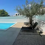 Villa Dea - Luxus In Kroatien Mit Beheizten Pool Vrsi-mulo Bei Zadar *