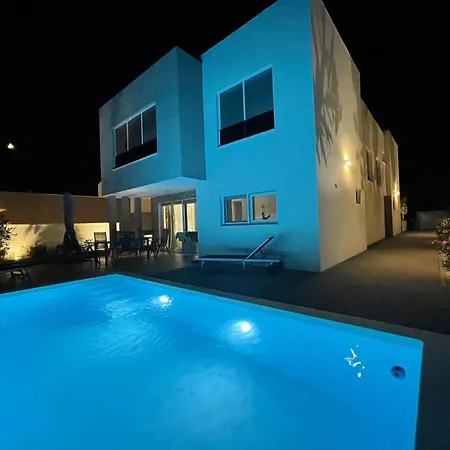 Dea - Luxus In Kroatien Mit Beheizten Pool Vrsi-mulo Bei Zadar 沃希