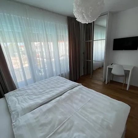Villa Dea - Dein Rueckzugsort Am Mit Beheiztem Pool Vrsi