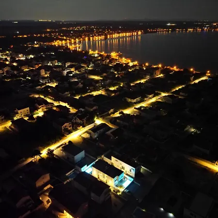 וילה Dea - Luxus In Kroatien Mit Beheizten Pool Vrsi-mulo Bei Zadar ורסי