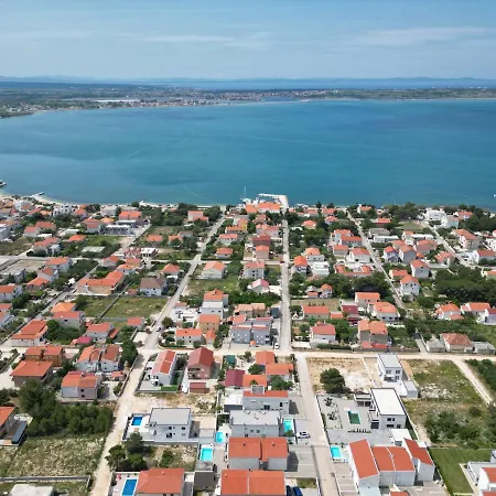 Dea - Luxus In Kroatien Mit Beheizten Pool Vrsi-mulo Bei Zadar * ורסי