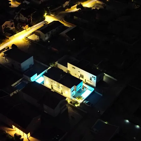 Dea - Luxus In Kroatien Mit Beheizten Pool Vrsi-mulo Bei Zadar Villa *