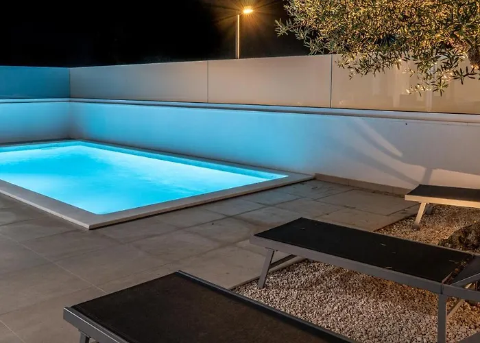 Dea - Luxus In Kroatien Mit Beheizten Pool Vrsi-mulo Bei Zadar * Vrsi